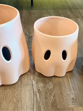 Viral set of 3 Pink Ghost Plastic Planter Set - Cute Eye Cutouts